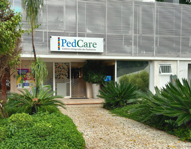 Fachada da Clínica PedCare
